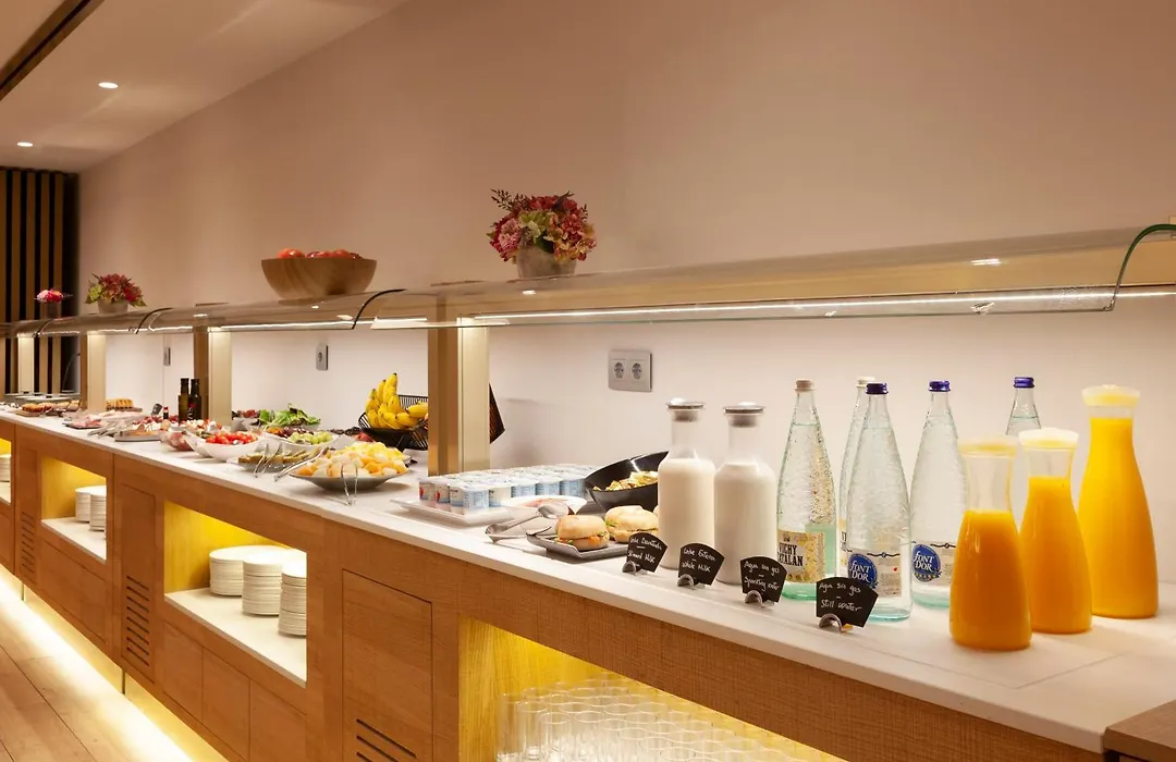 Lamaro Hotel-1